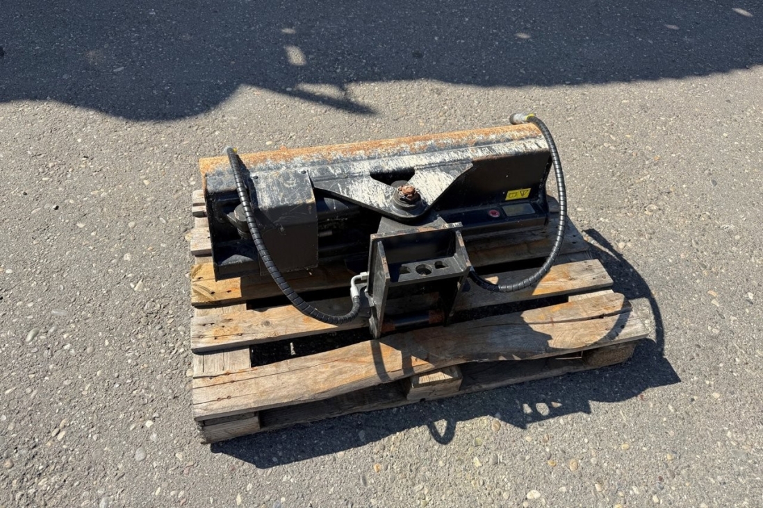 YANMAR Schwenklöffel 1000 mm mit MS01 Aufnahme