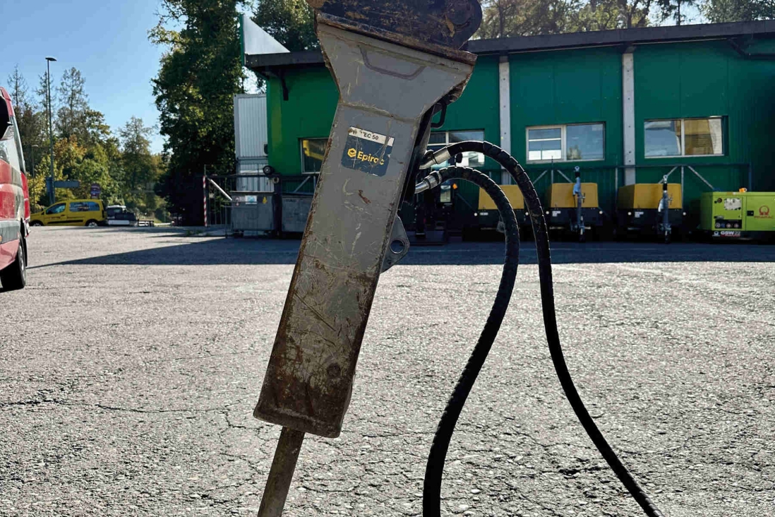 EC80