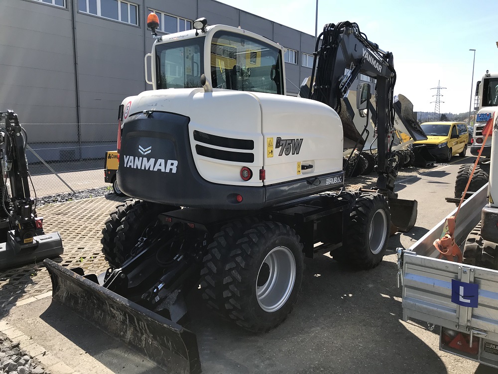 RUBA4336_2612939 vehicle image